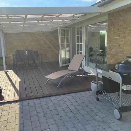 House Close To Center, And Great Northern Vila *