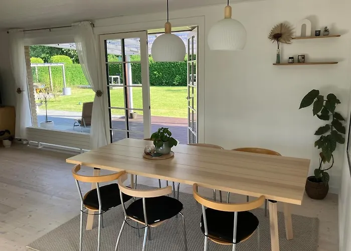 House Close To Center, And Great Northern Villa *